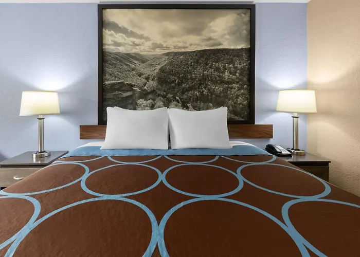 Super 8 By Wyndham Bridgeport/Clarksburg Area