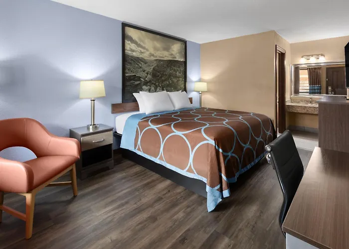 Super 8 By Wyndham Bridgeport/Clarksburg Area